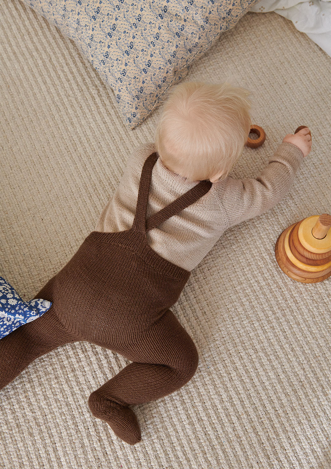 2108 Soft Start | Sandnes Garn Baby Knitting Pattern Booklet