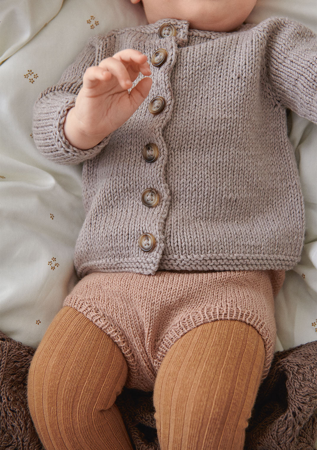 2108 Soft Start | Sandnes Garn Baby Knitting Pattern Booklet