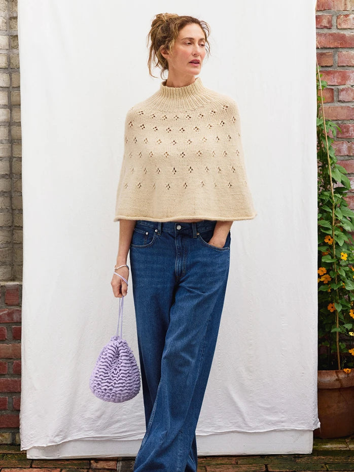 2606_09 Petal Bucket Bag | Sandnes Garn Single Printed Crochet Pattern
