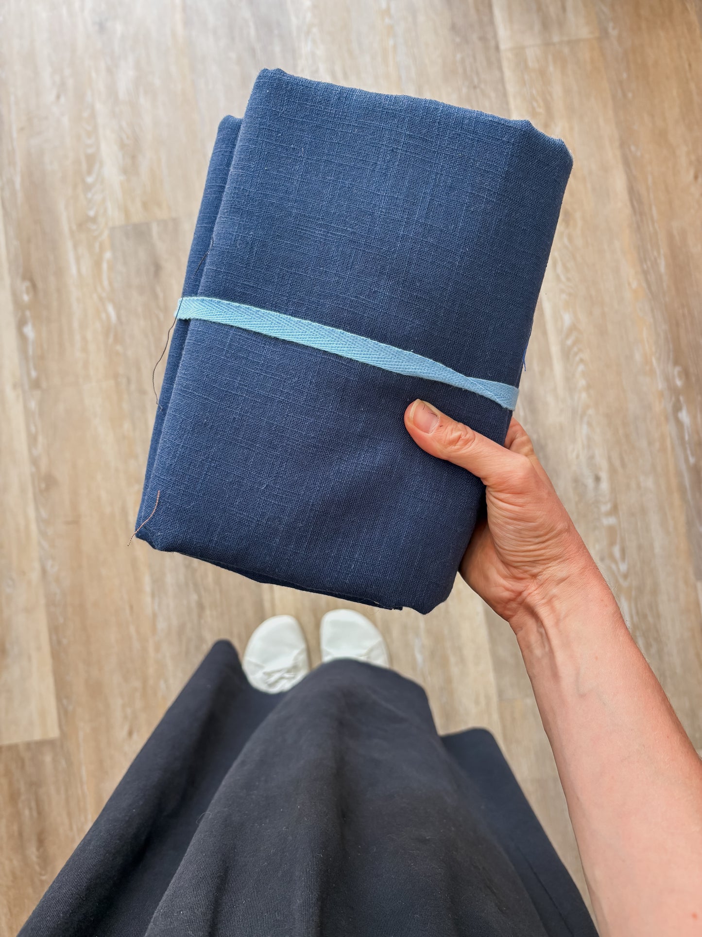 Heavier Weight Linen (Indigo) - 2.5m
