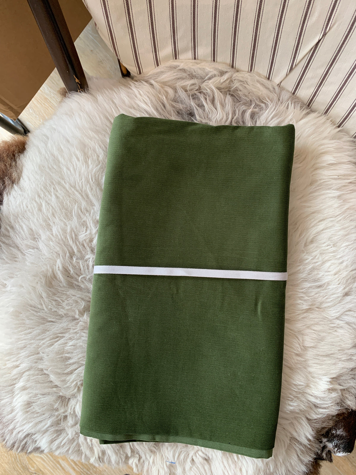 Needle Cord (Olive) - 2.4m