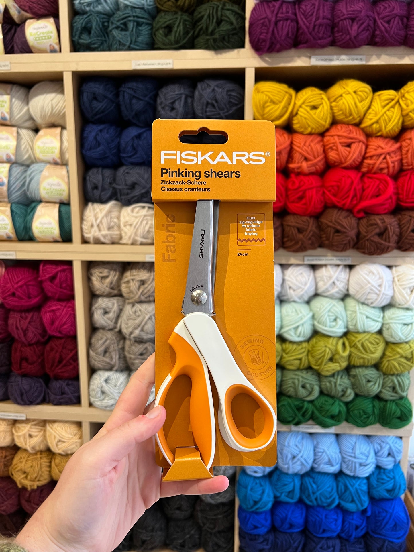 Fiskars SoftGrip Pinking Shears - 24cm