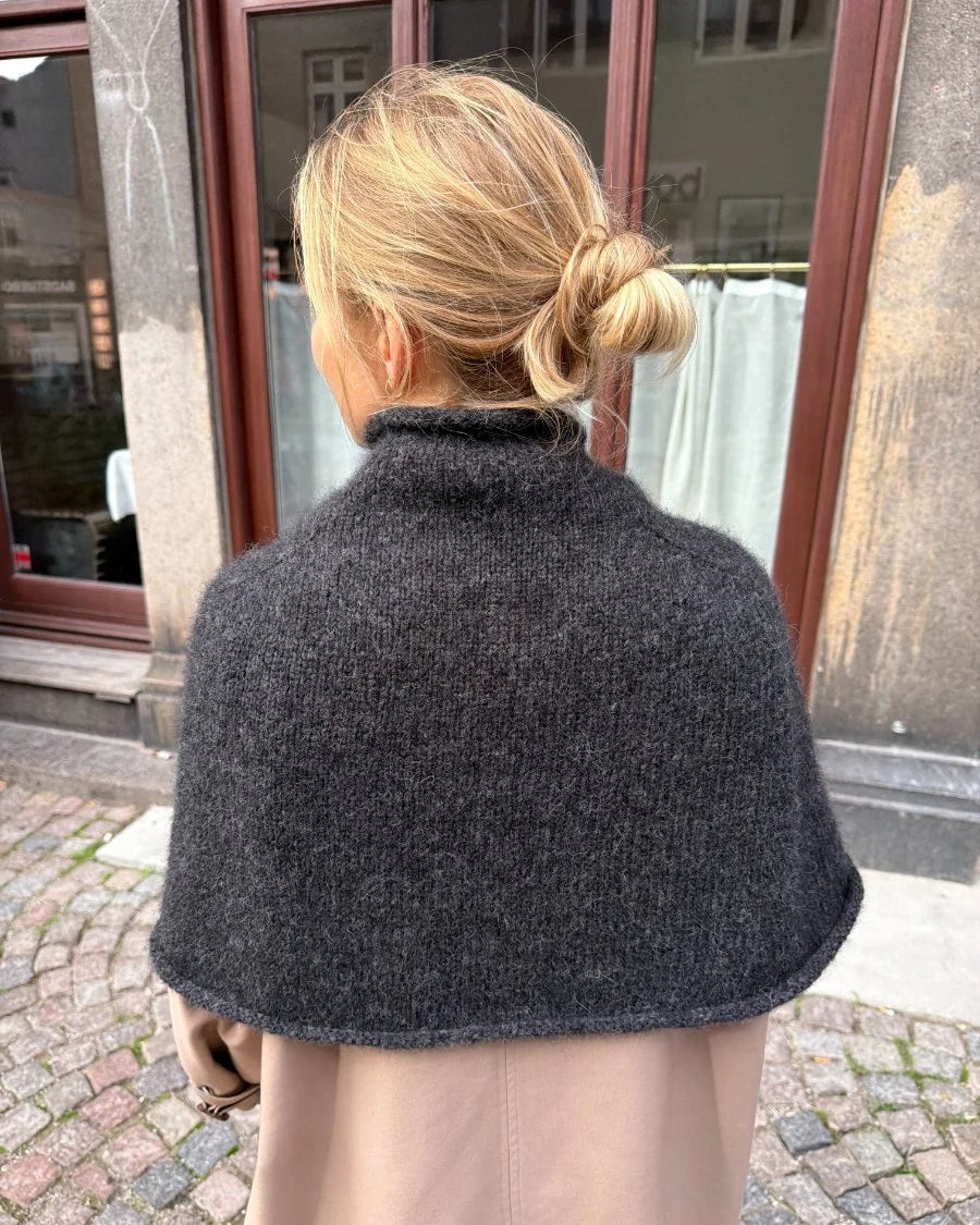 Ivy Cape | PetiteKnit Printed Knitting Pattern