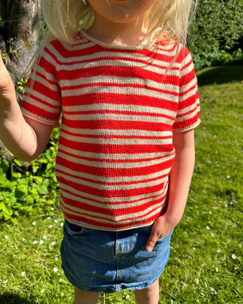 Amélie Tee Junior | PetiteKnit Printed Knitting Pattern