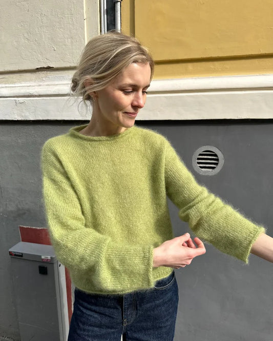 Cloud Blouse | PetiteKnit Printed Knitting Pattern