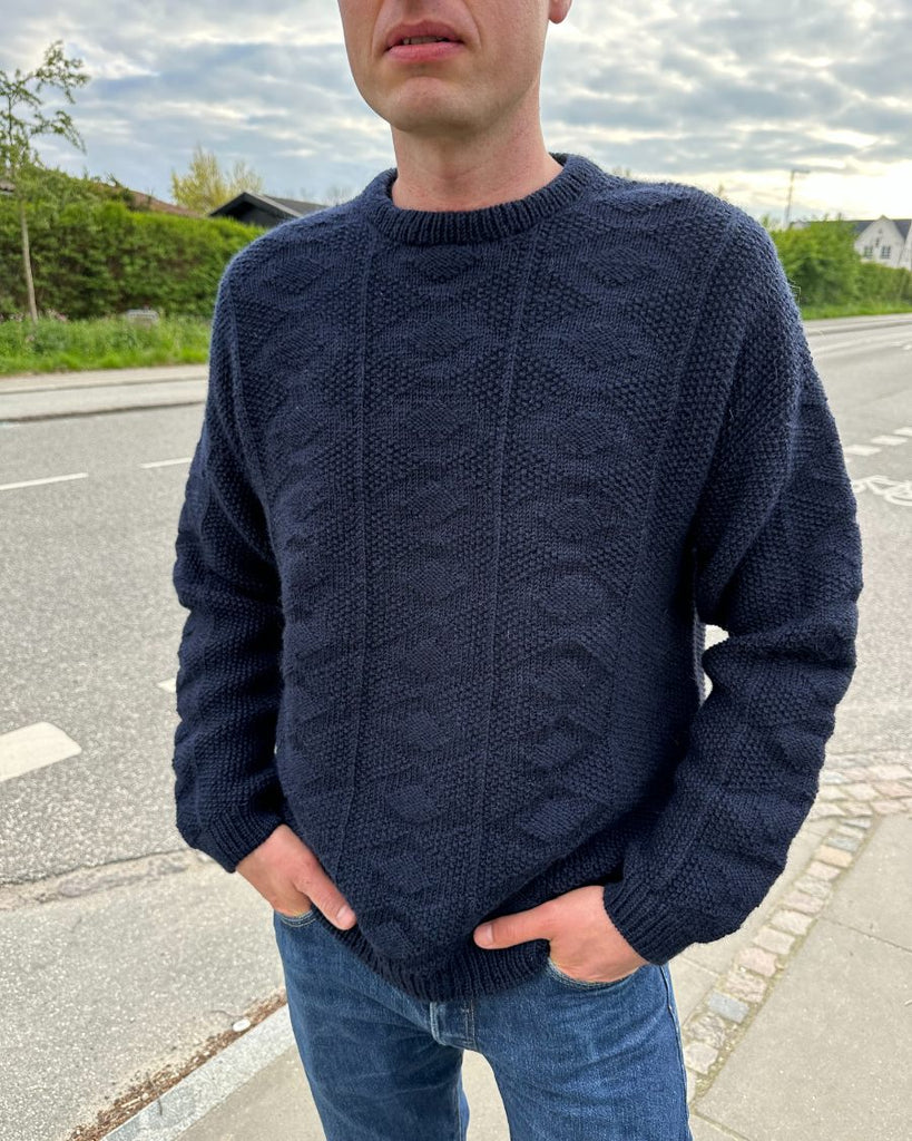 Esther Sweater Man | PetiteKnit Printed Knitting Pattern