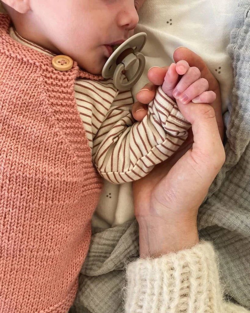Little Sister's Romper | PetiteKnit Printed Knitting Pattern