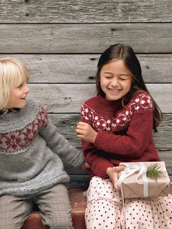 Theme 66 Putty Christmas | Sandnes Garn Knitting Pattern Booklet