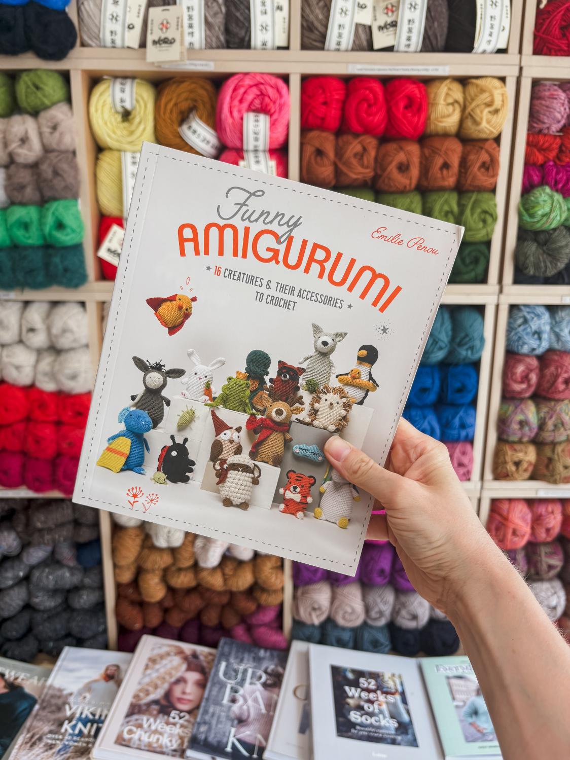 Funny Amigurumi: 16 Creatures and Their Accessories to Crochet | Emilie Penou