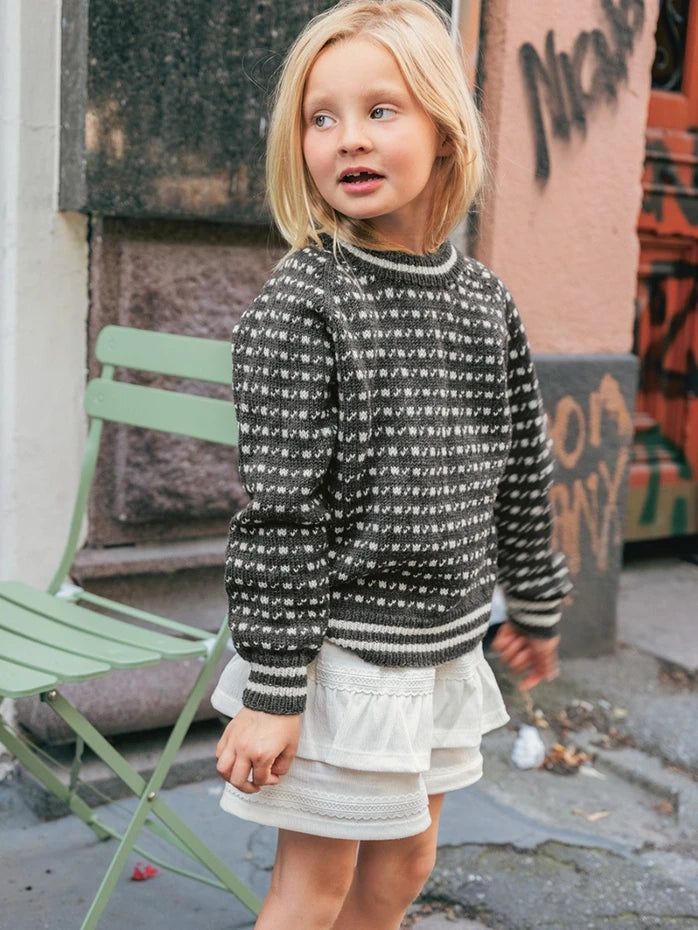 2509 No.03 Islender Junior | Sandnes Garn Single Printed Knitting Pattern