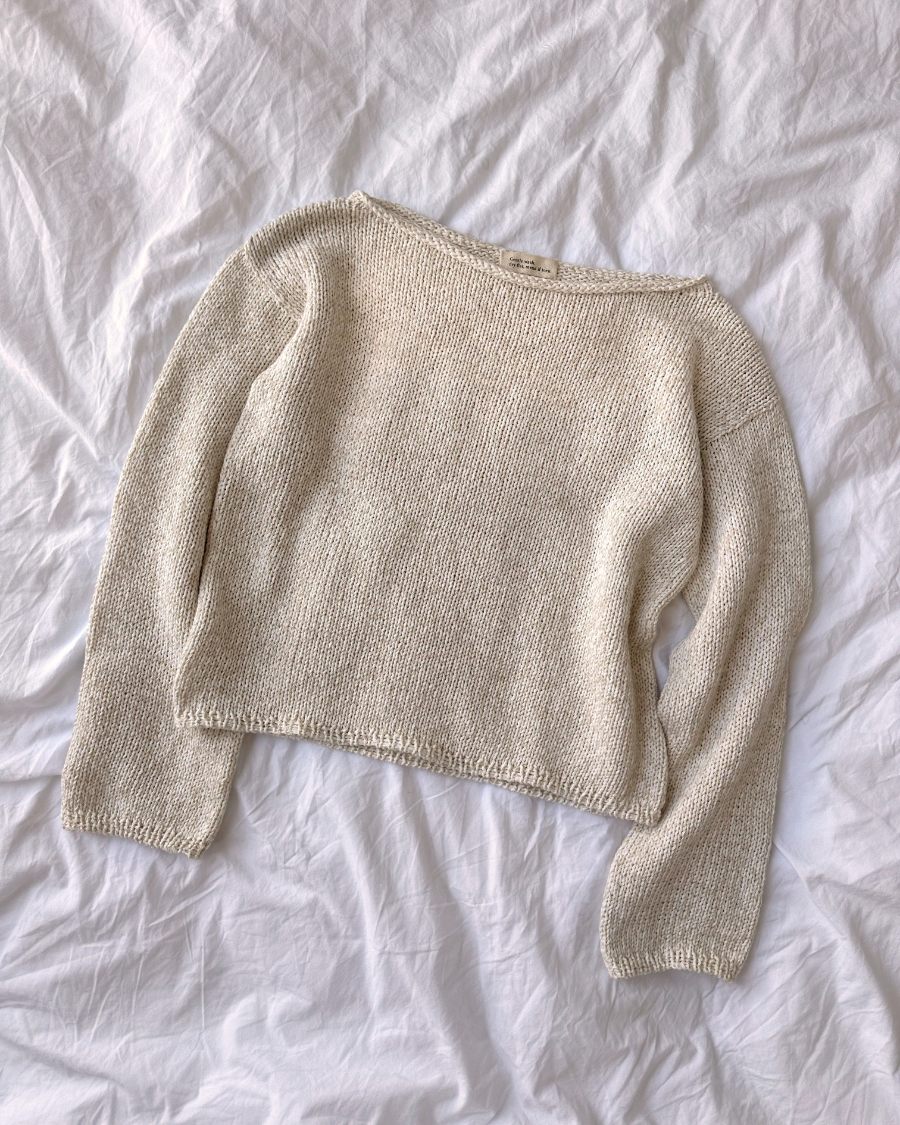 Sevilla Blouse | PetiteKnit Printed Knitting Pattern