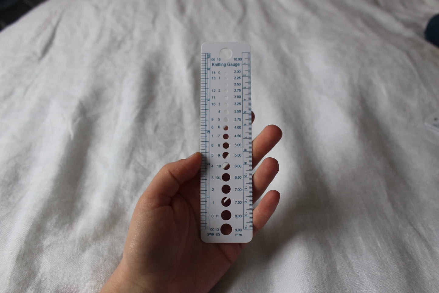 no frills knitting needle sizer 1