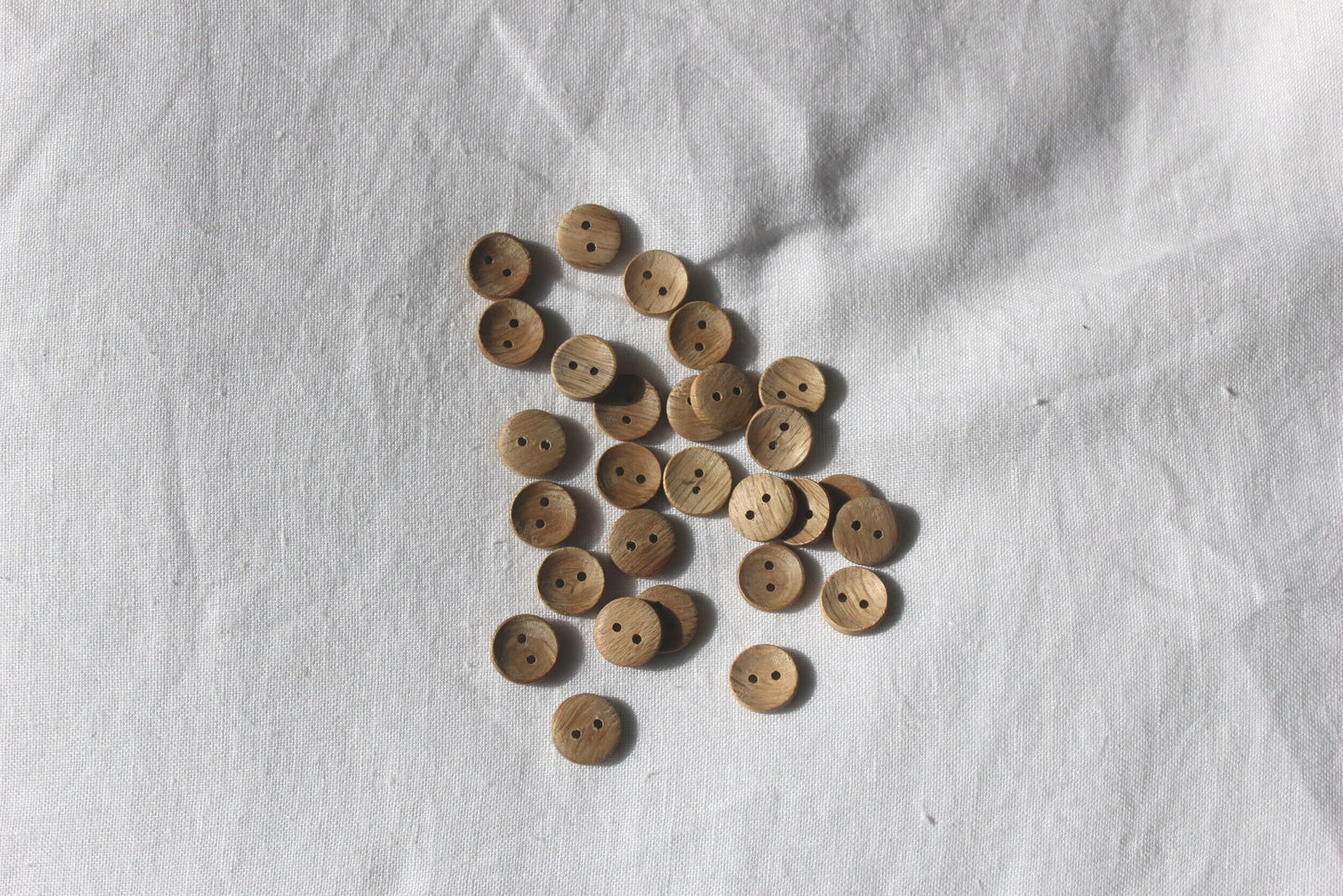 chestnut wood concave button 15mm 2