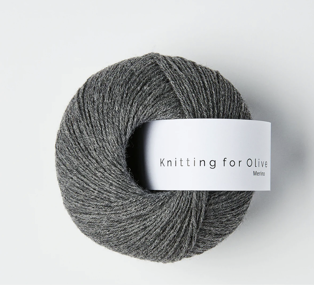 knitting for olive merino 50g racoon