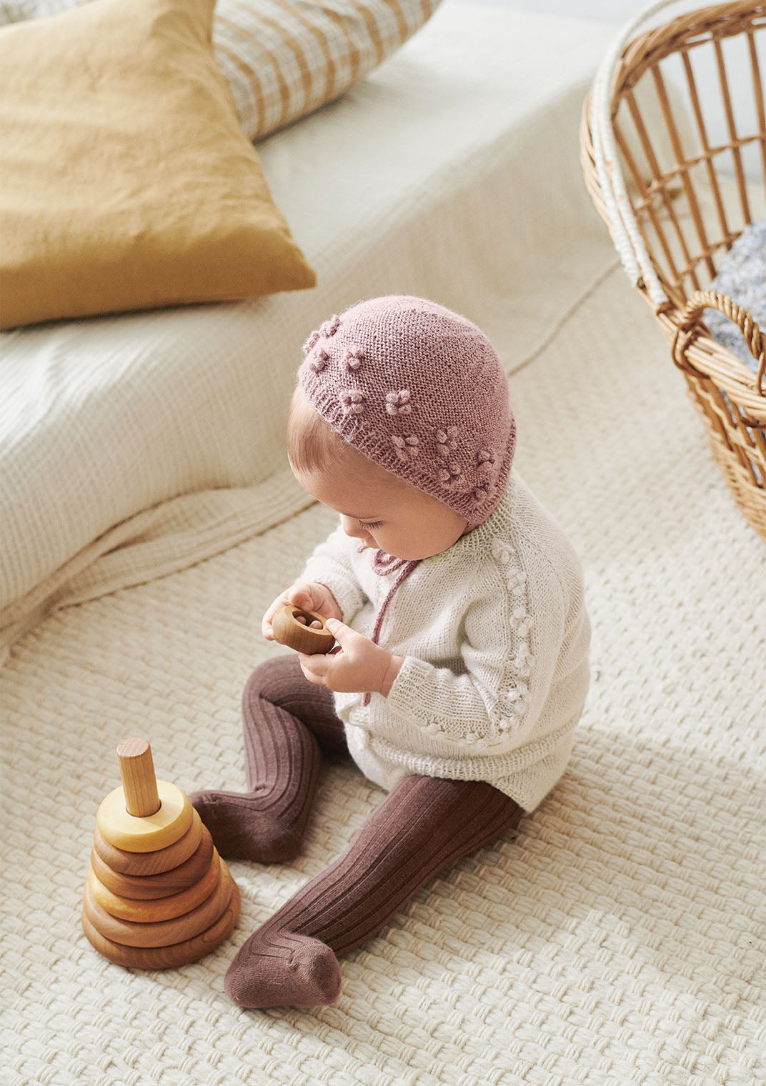 2106 Summer Knits for Babies Sandnes Garn Knitting Pattern Booklet