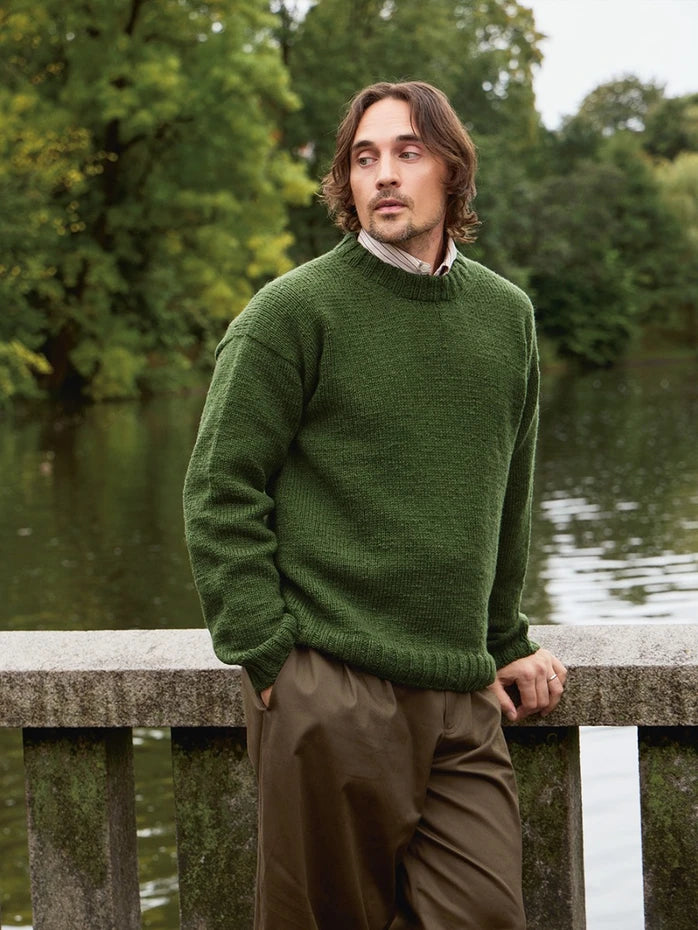 2513_05 Damian Sweater Man | Sandnes Garn Single Printed Knitting Pattern