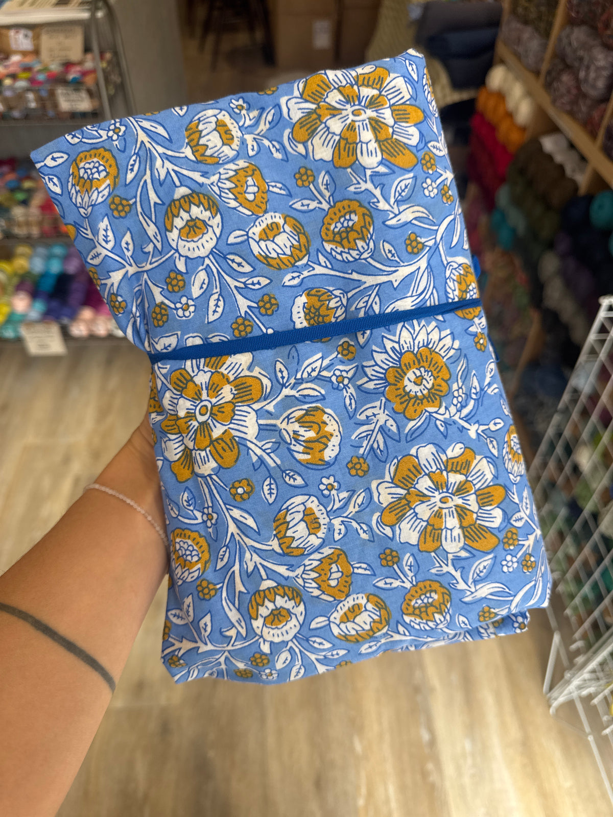 Block Print - Blue Flower (3.4m)