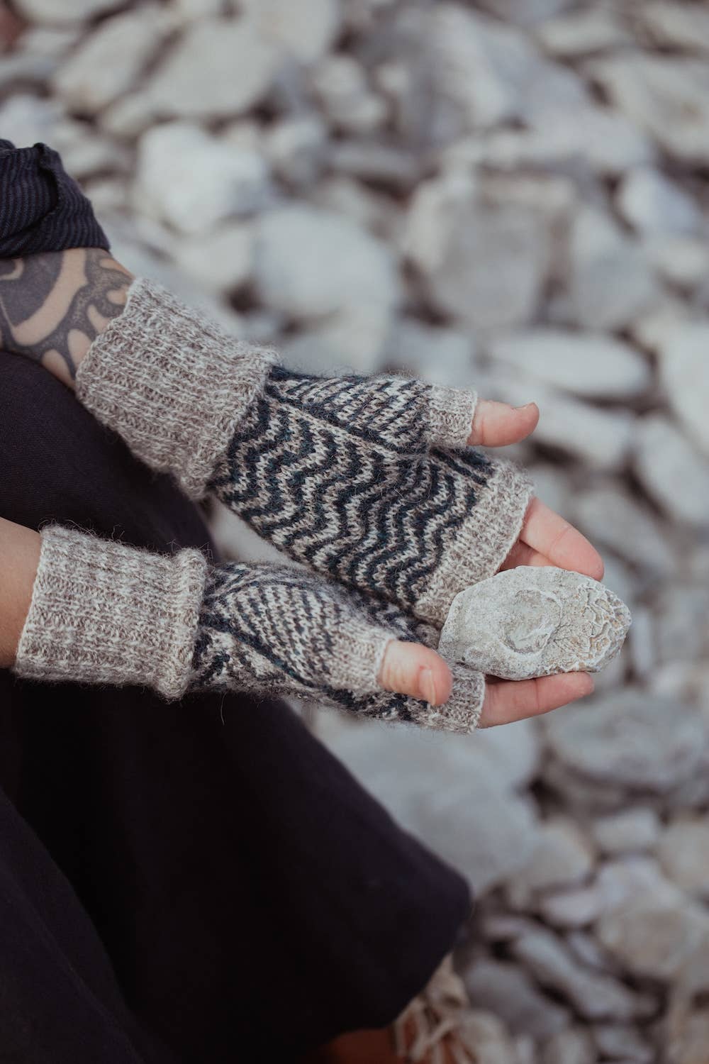 The Island and the Forest: A Knitted Correspondence