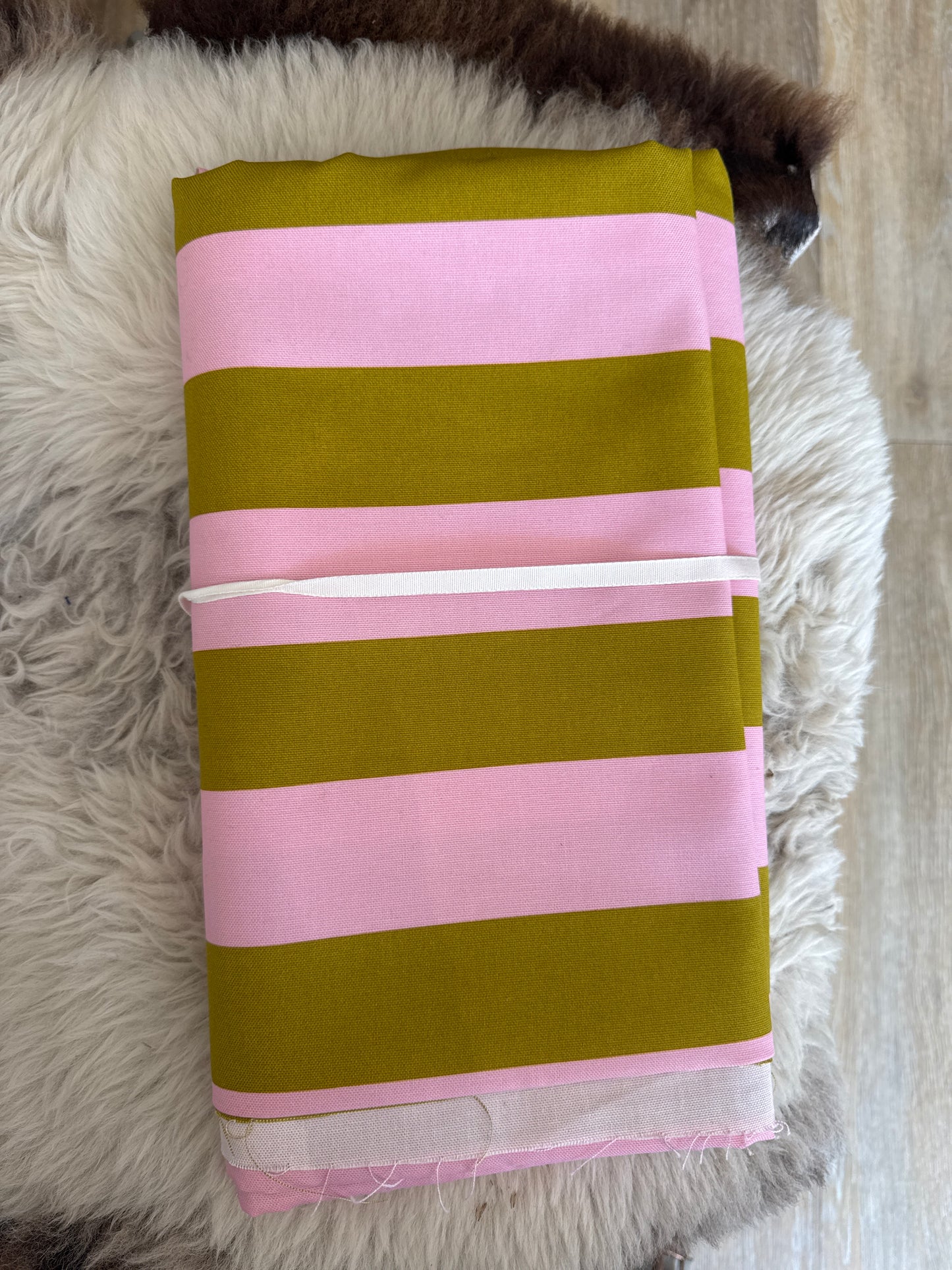 Horizontal Stripe (Rose + Avocado) - 2.5m
