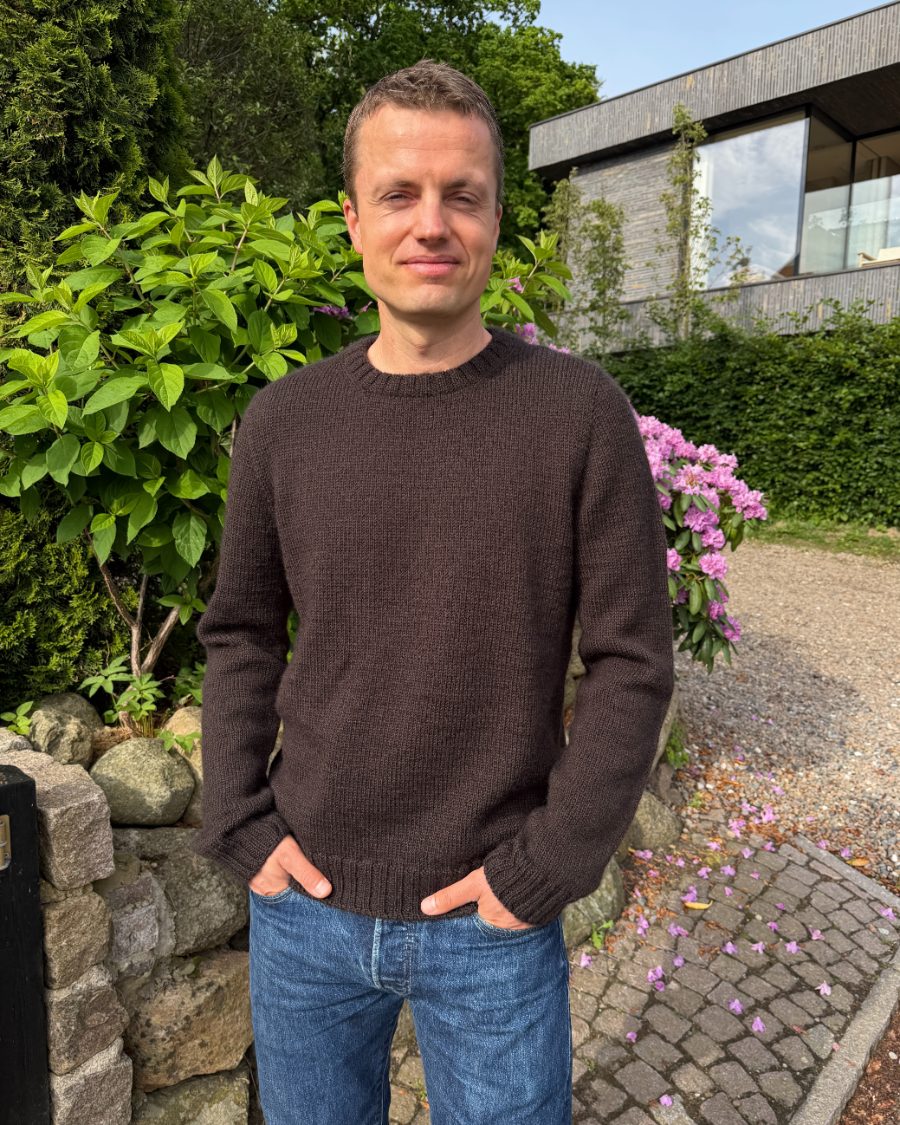 Niels Sweater Man | PetiteKnit Printed Knitting Pattern