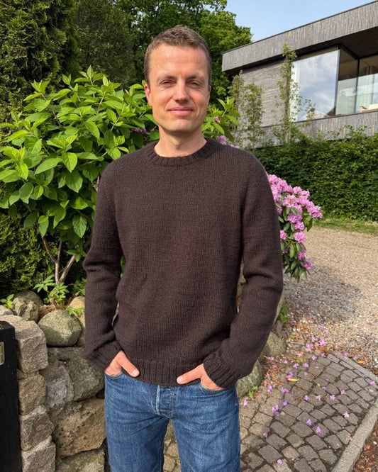 Niels Sweater Man | PetiteKnit Printed Knitting Pattern