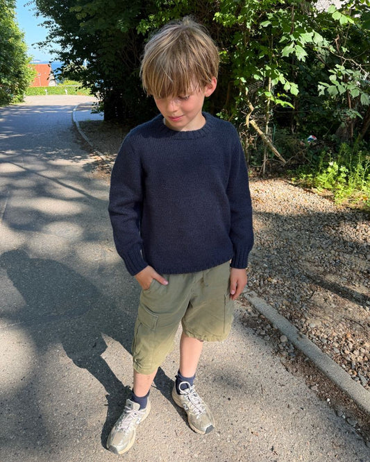 Niels Sweater Junior | PetiteKnit Printed Knitting Pattern