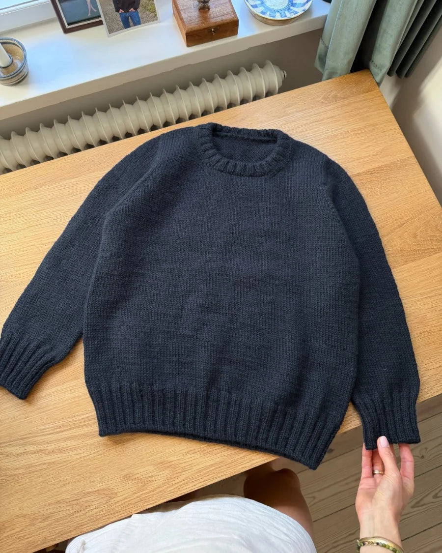 Niels Sweater Junior | PetiteKnit Printed Knitting Pattern