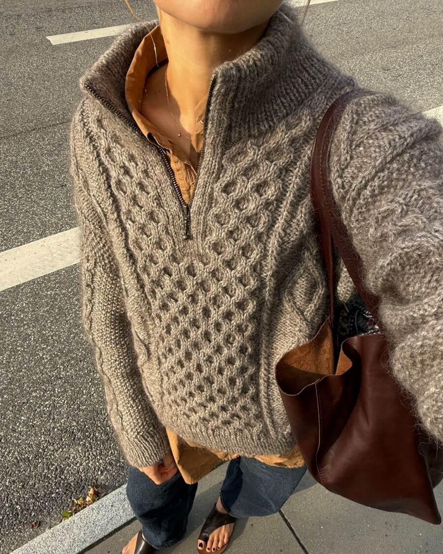 Dagmar Zipper Sweater | PetiteKnit Printed Knitting Pattern