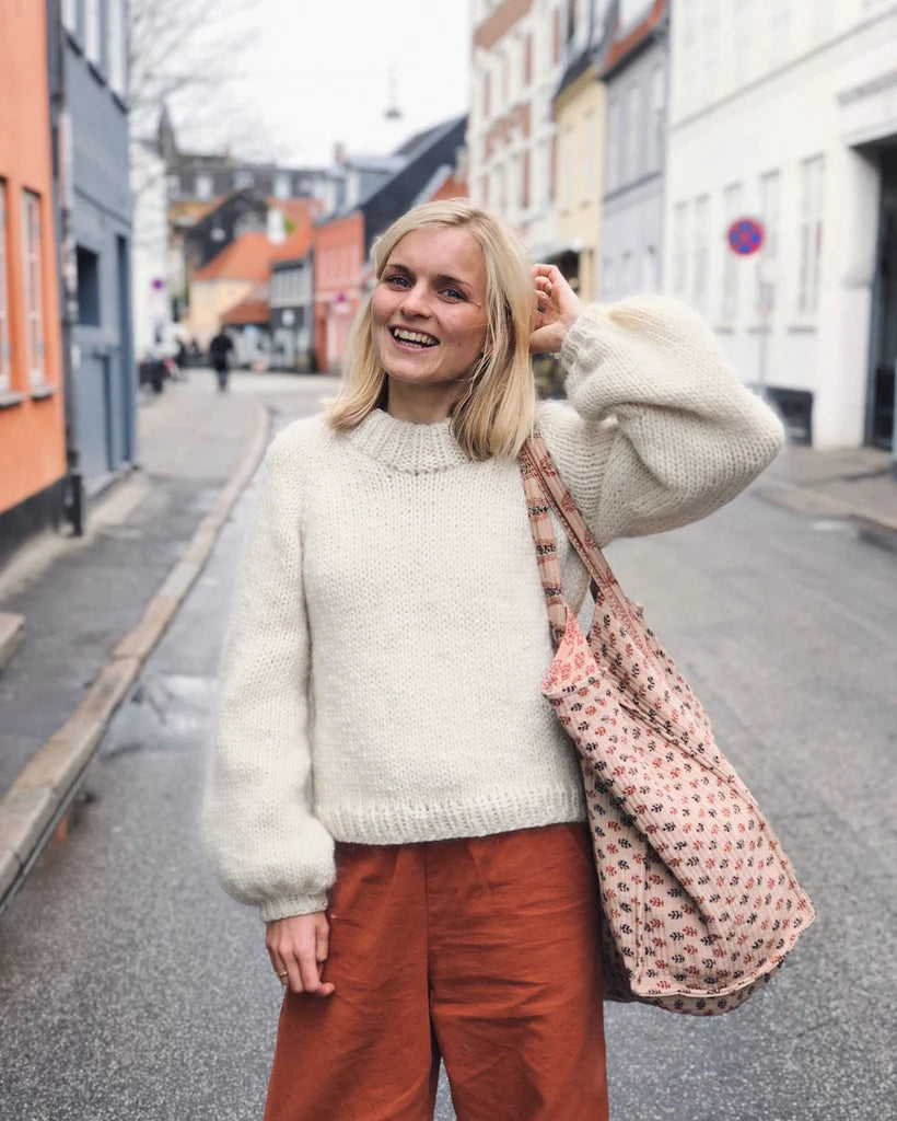 Holiday Sweater | PetiteKnit Printed Knitting Pattern