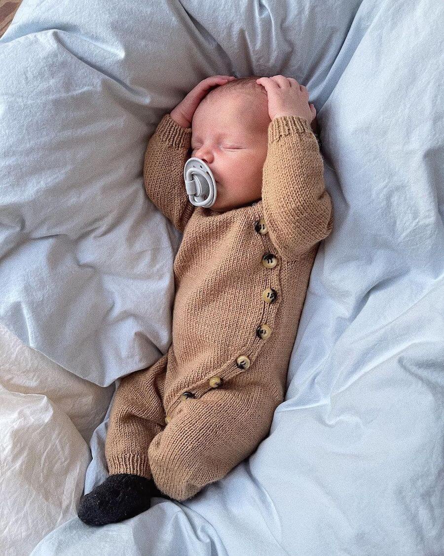 Monday Suit | PetiteKnit Printed Knitting Pattern