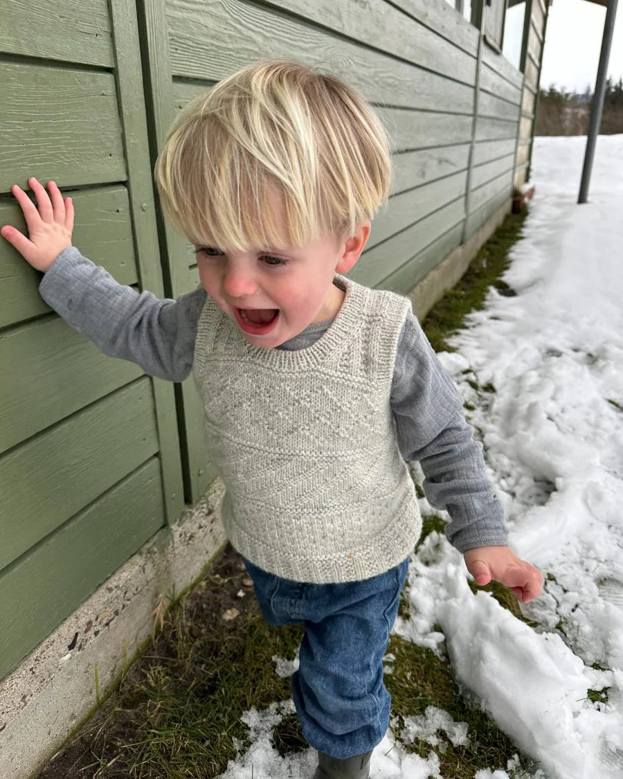 Storm Slipover Junior | PetiteKnit Printed Knitting Pattern