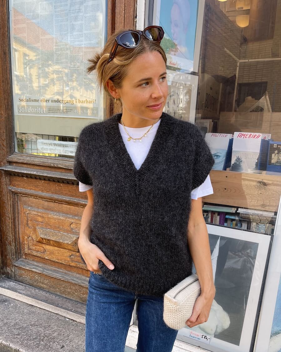 Weekend Slipover V-neck | PetiteKnit Printed Knitting Pattern