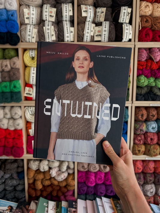 Entwined: Cables, Lace and Knitted Textures