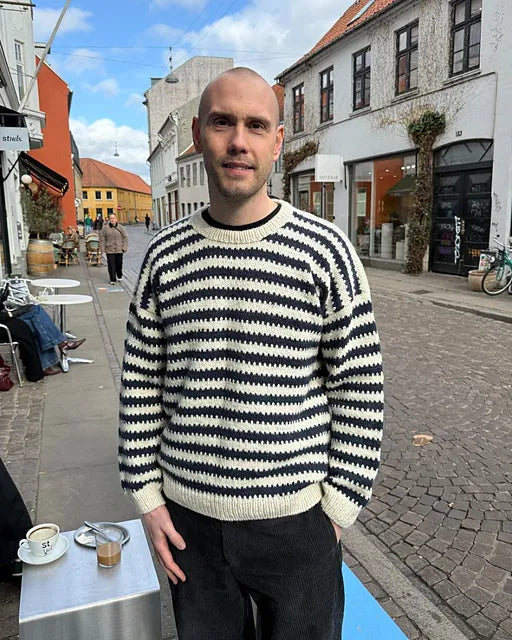Otto Sweater Man | PetiteKnit Printed Knitting Pattern
