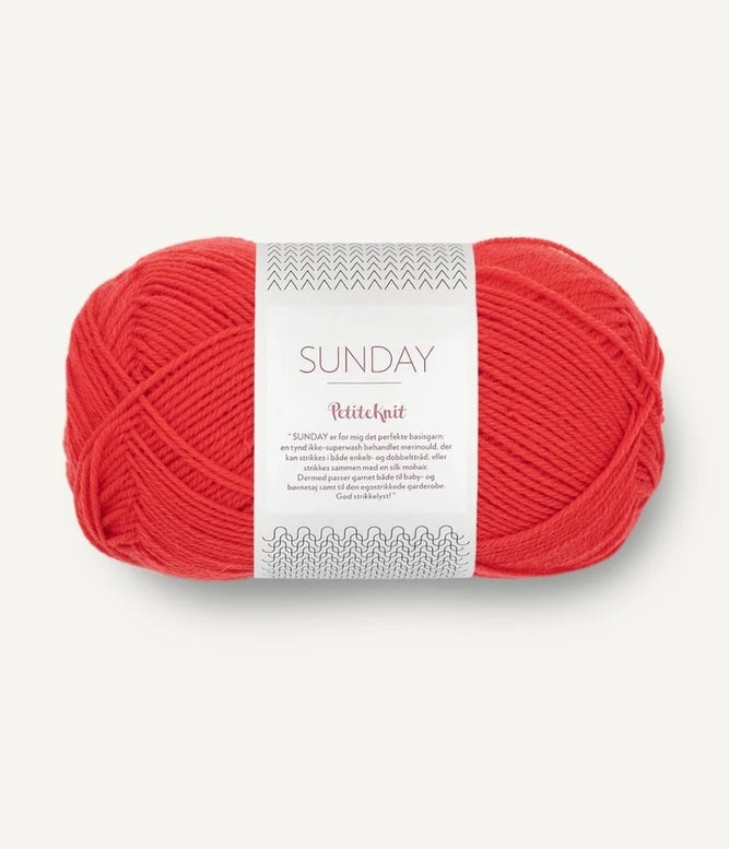 Sandnes Garn Petite Knit Sunday yarn in colour Poppy 4008